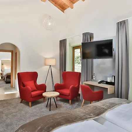 Hotel Elements Christlessee 4*